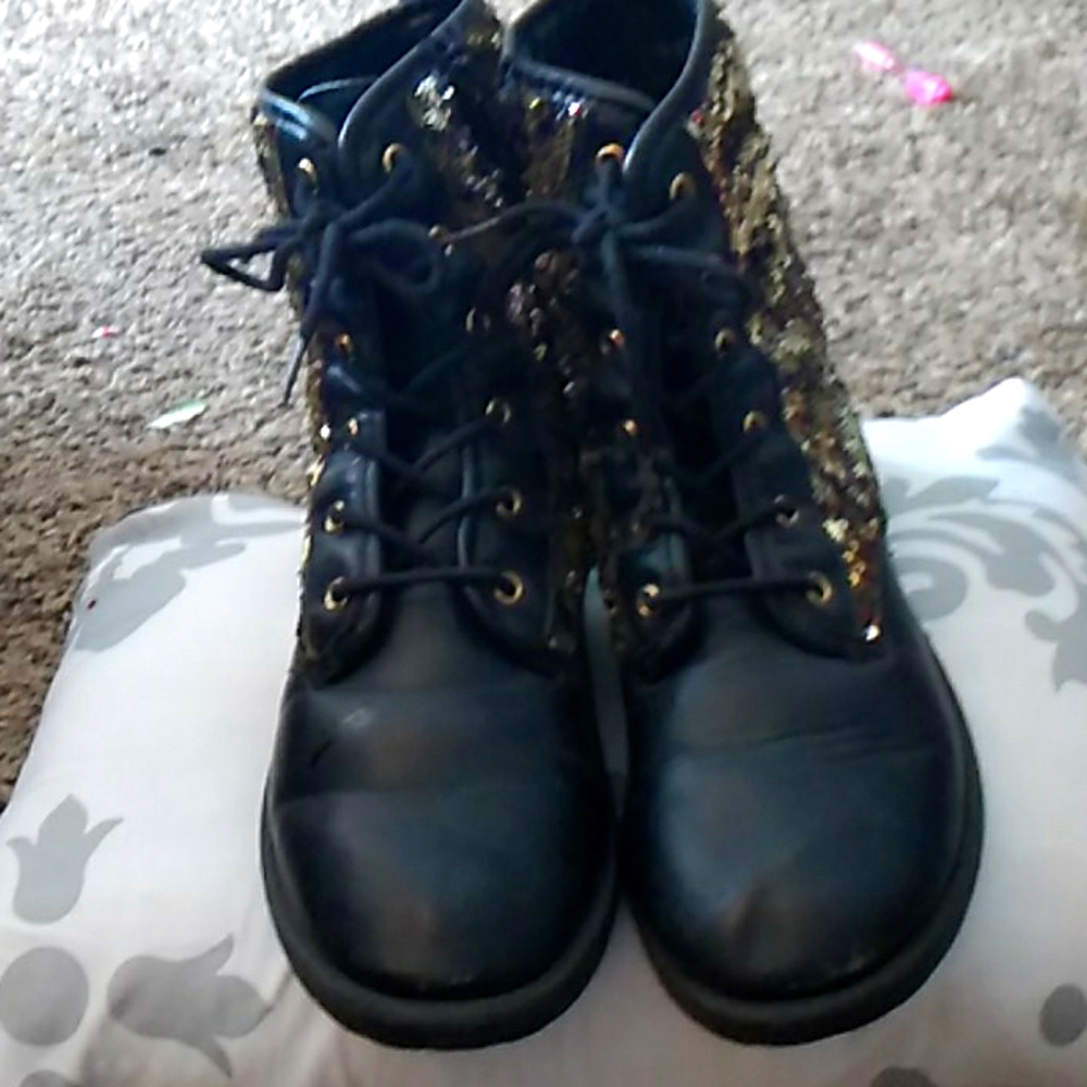 Leather boots